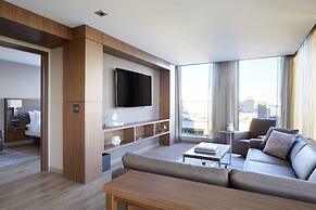 AC Hotel by Marriott Madison Downtown