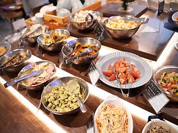 The BREAKFAST HOTEL Fukuoka Tenjin