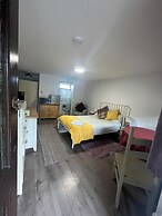 Pinewood Lodge