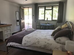 Pinewood Lodge