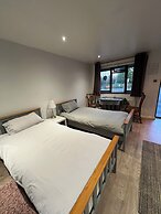 Pinewood Lodge