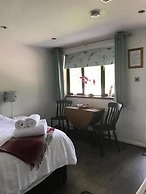 Pinewood Lodge