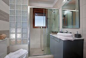 Cretan Vineyard Hill Villa Private Pool, Panoramic View, Beautiful Vin