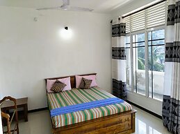 Kandyan Holiday Center