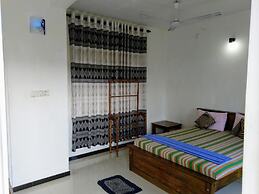 Kandyan Holiday Center