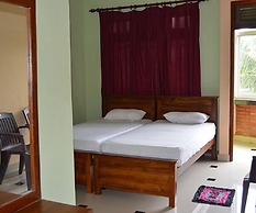 Kandyan Holiday Center