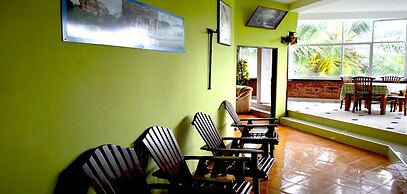 Kandyan Holiday Center