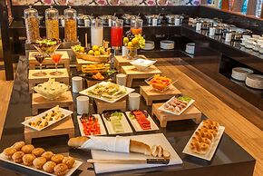 Deventure Sarovar Portico Kapashera