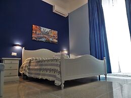 Al 325 rooms ai Fori