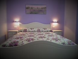 Al 325 rooms ai Fori