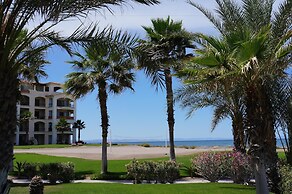 Paraiso Del Mar Resort PDM B203 1 Bedroom Condo by Seaside La Paz