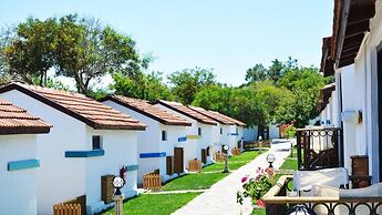 Maya Bistro Hotel Beach