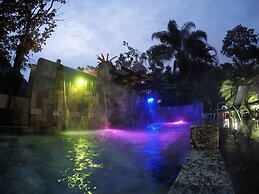 Paradise Hot Springs Thermal Resort