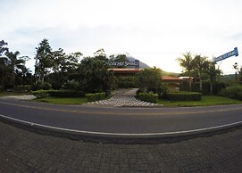 Paradise Hot Springs Thermal Resort