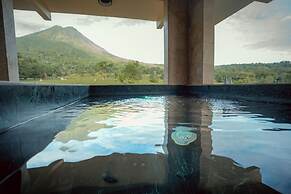 Paradise Hot Springs Thermal Resort