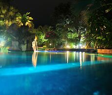 Paradise Hot Springs Thermal Resort
