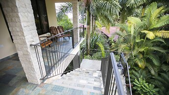 Paradise Hot Springs Thermal Resort