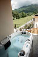 Paradise Hot Springs Thermal Resort