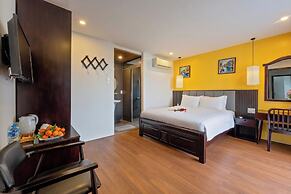 Serene Riverside Hotel Hoi An