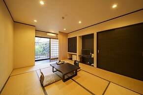 Yufuin Ryokan Seikoen