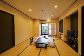 Yufuin Ryokan Seikoen