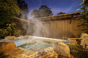 Yufuin Ryokan Seikoen