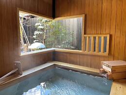 Yufuin Ryokan Seikoen