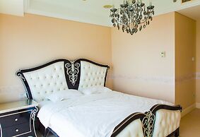 Qingdao Jinshan We Holiday Apt Wusi