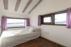 Jagoga Guest House - Hostel