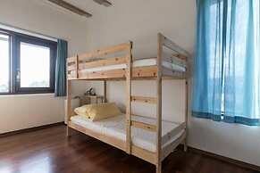 Jagoga Guest House - Hostel