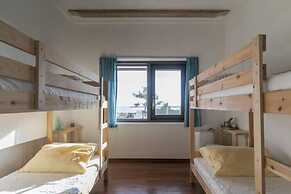 Jagoga Guest House - Hostel