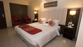 Hotel Ganpat Grand, Palani