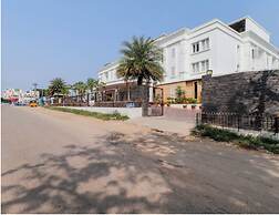 Hotel Ganpat Grand, Palani