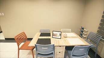 Hometown Hotel Makati - Edsa