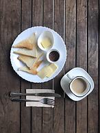 Hometown Hotel Makati - Edsa