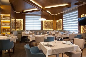 Amira Boutique Hotel