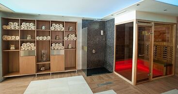 Amira Boutique Hotel