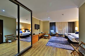 Damas International Hotel