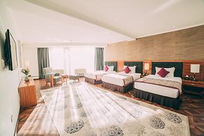 Damas International Hotel