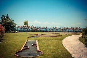 Menada Privilege Fort Beach