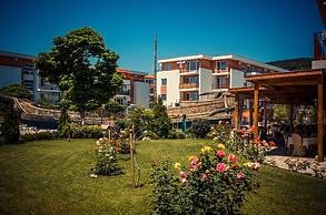 Menada Privilege Fort Beach