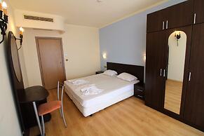 Menada Atrium Apartments