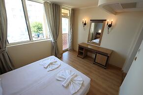 Menada Atrium Apartments