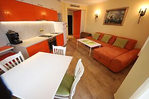 Menada Atrium Apartments