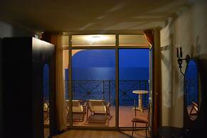 Menada Atrium Apartments