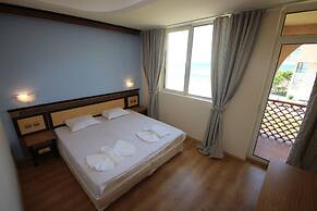 Menada Atrium Apartments