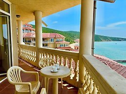 Menada Atrium Apartments