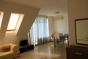 Menada Belle View Apartments