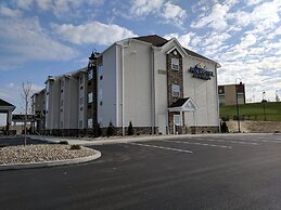 Microtel Inn & Suites by Wyndham Clarion
