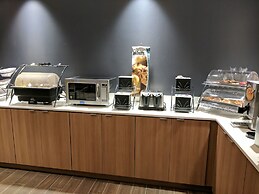 Microtel Inn & Suites by Wyndham Clarion